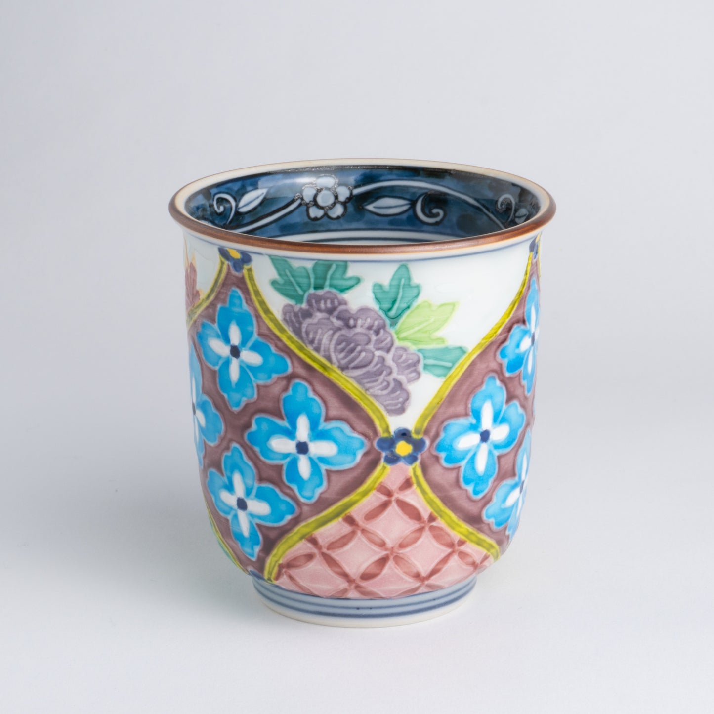 Tea cup - Noble pattern flower  blue