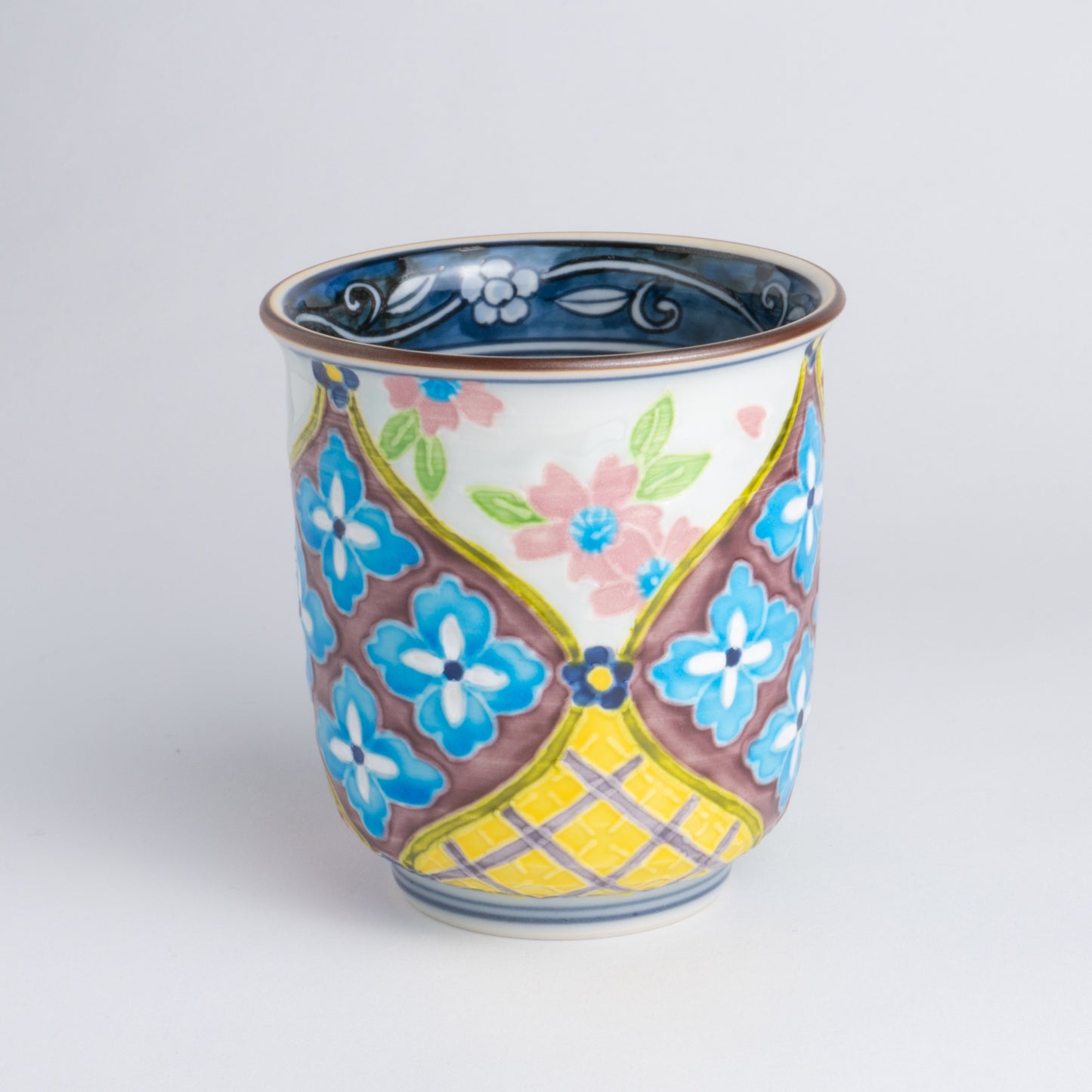 Tea cup - Noble pattern flower  blue