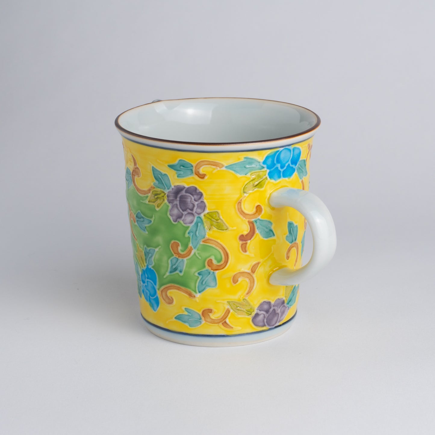 Mug -Yellow  base Kochi"交趾" Ikkanjin"一閑人" Arabesque Blue