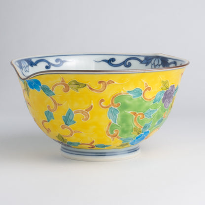 Lipped bowl -Ikkanjin "一閑人" arabesque yellow