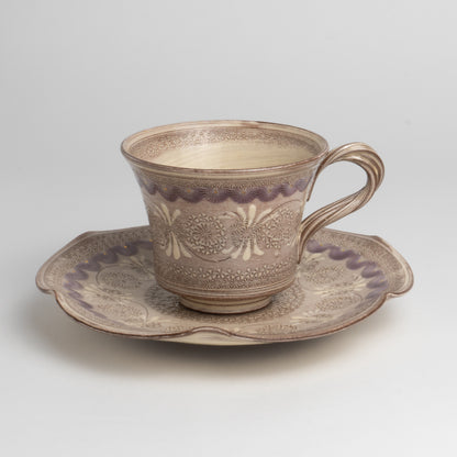 Coffee cup and saucer Shisaikamon"紫彩華紋"  A