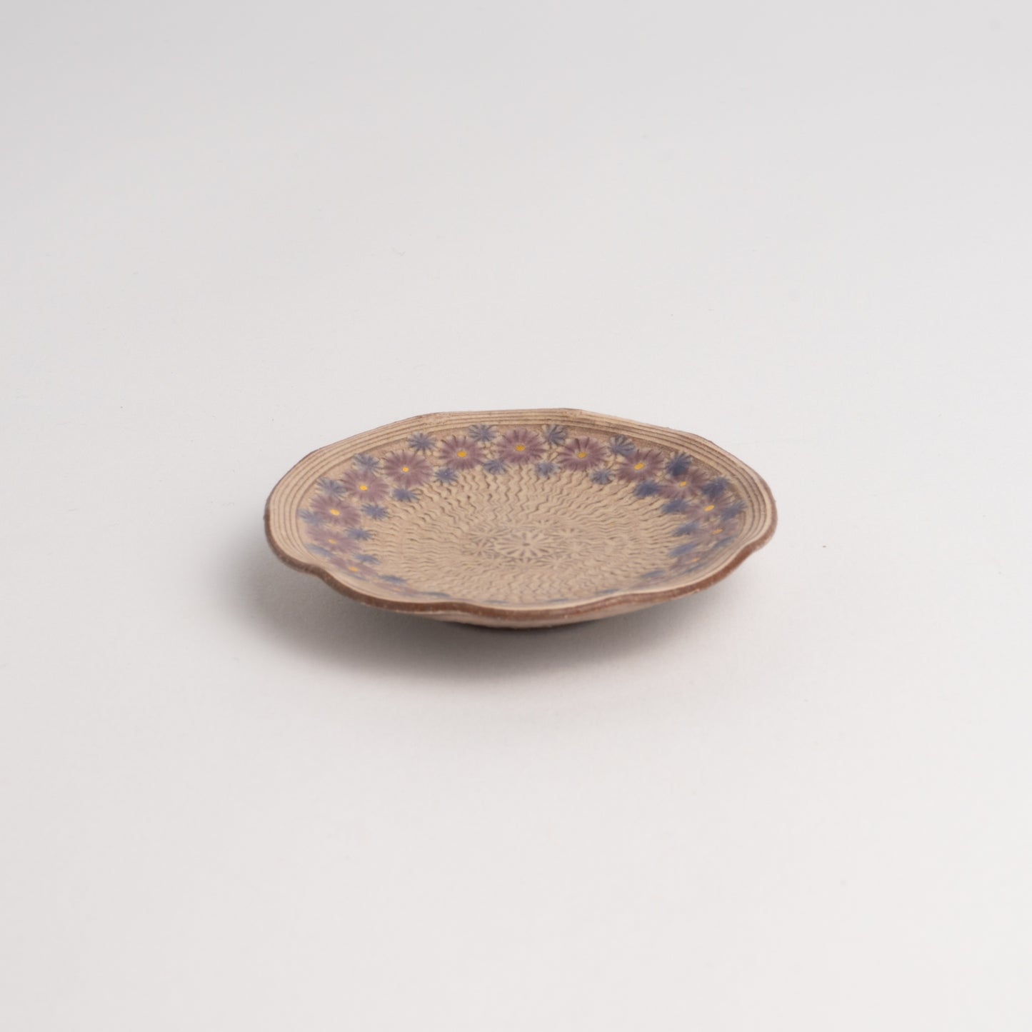 Tiny Plate Shisaikamon"紫彩華紋"  A