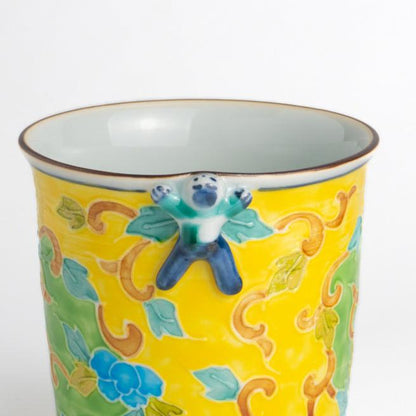 Mug -Yellow  base Kochi"交趾" Ikkanjin"一閑人" Arabesque Blue  by Shuhodo