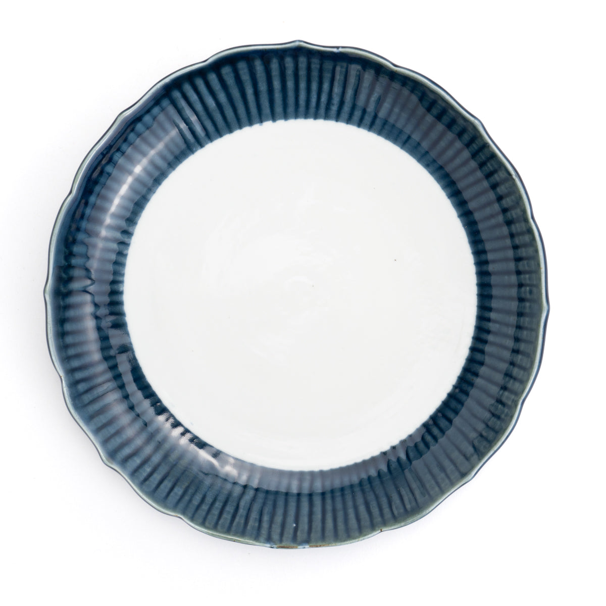 Rimmed dinner plate  -Relief engraving, lapis lazuli glaze by Tanaka-pottery