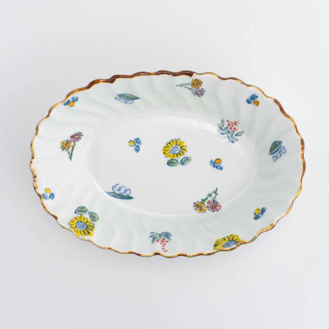 Oval bowl - seasonal flowers