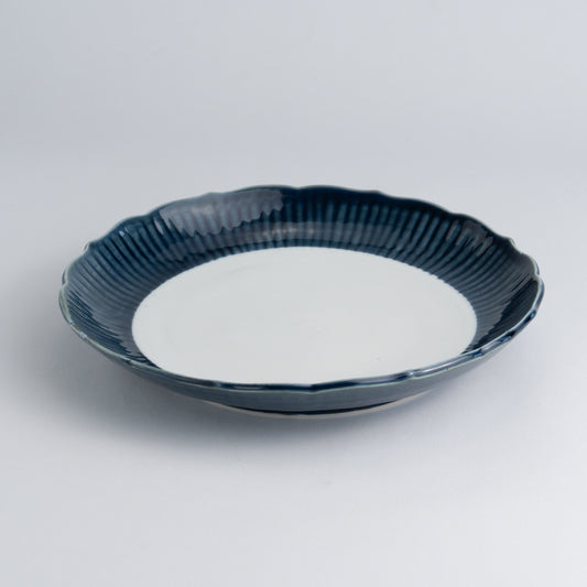 Rimmed dinner plate  -Relief engraving, lapis lazuli glaze