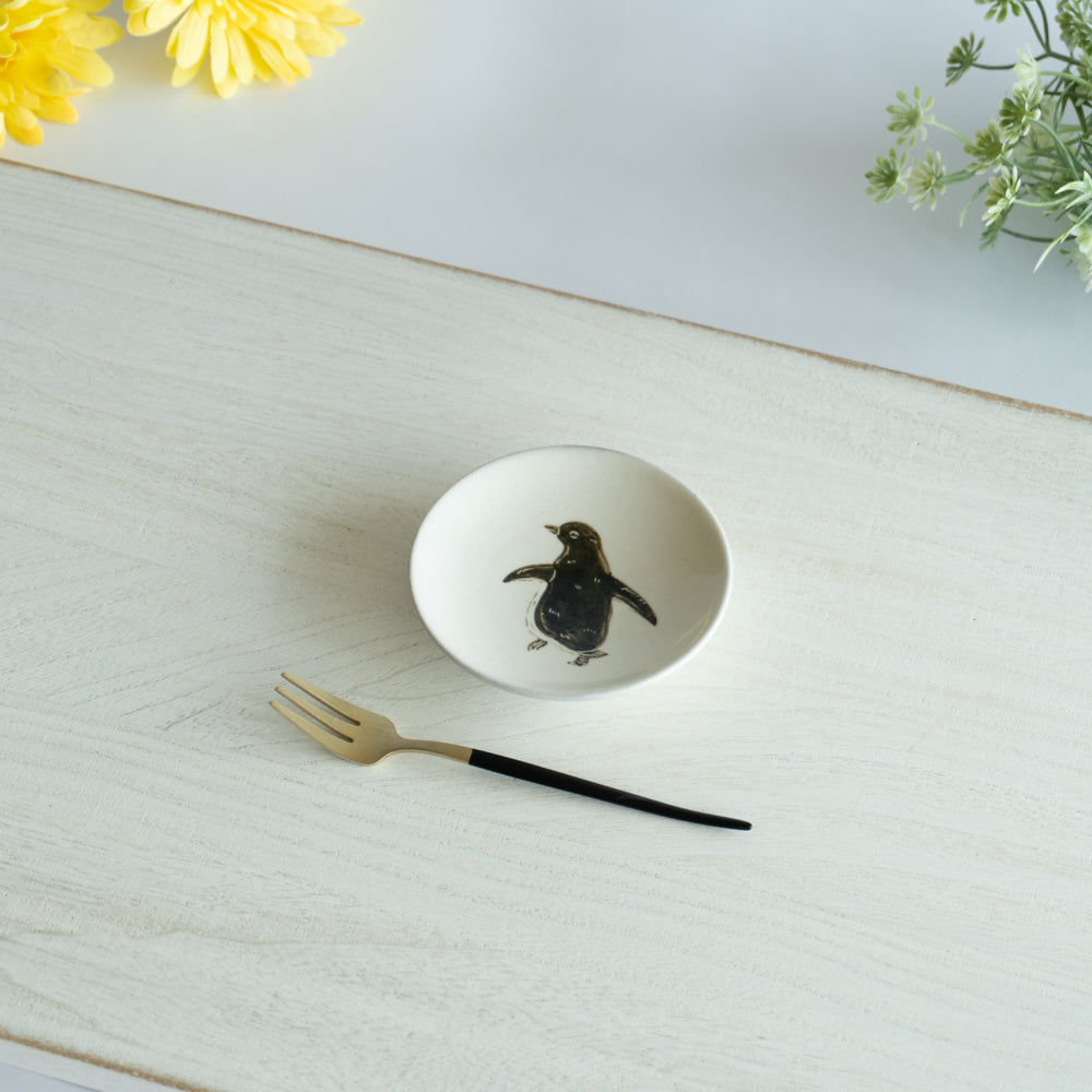 Tiny Plate - Adelie Penguin A