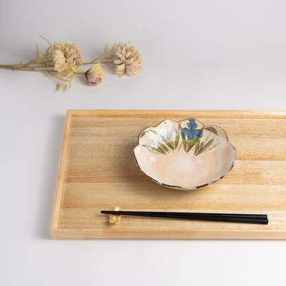 Flower edged bowl  -  Iris