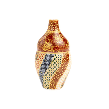 Small vase-Hanasatsuma"華薩摩" gold brocade twisted small pattern by Cunyo