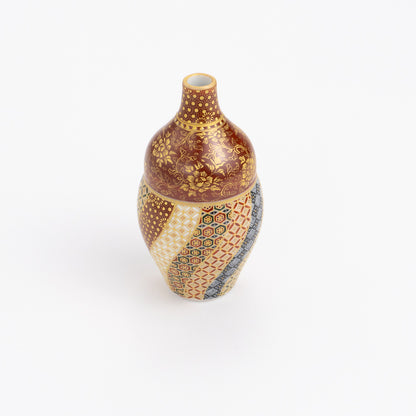 Small vase-Hanasatsuma"華薩摩" gold brocade twisted small pattern