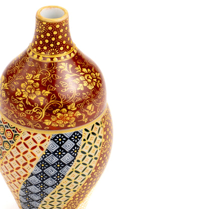 Small vase-Hanasatsuma"華薩摩" gold brocade twisted small pattern by Cunyo