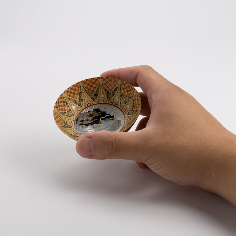 Sake cup-Hanasatsuma"華薩摩" Dragon on cloud