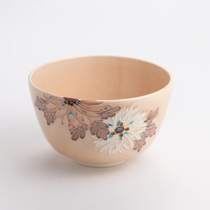 Matcha bowl, pale peach, chrysanthemum, Ichino Yamamoto 