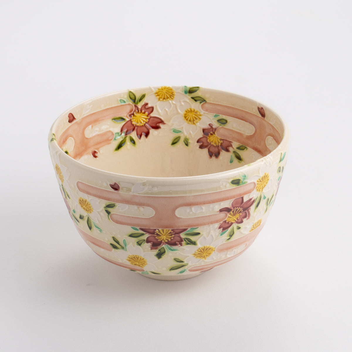 Matcha bowl, pale pink, Kochi, cherry blossoms and haze, Yamamoto Kazunari 