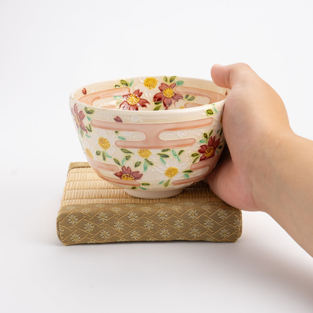 Matcha bowl, pale pink, Kochi, cherry blossoms and haze, Yamamoto Kazunari 