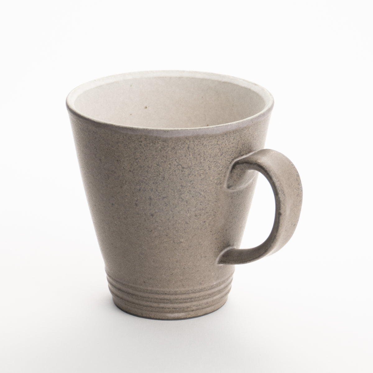 Mug -Gray brown glaze by Hiroshi Nagamoto