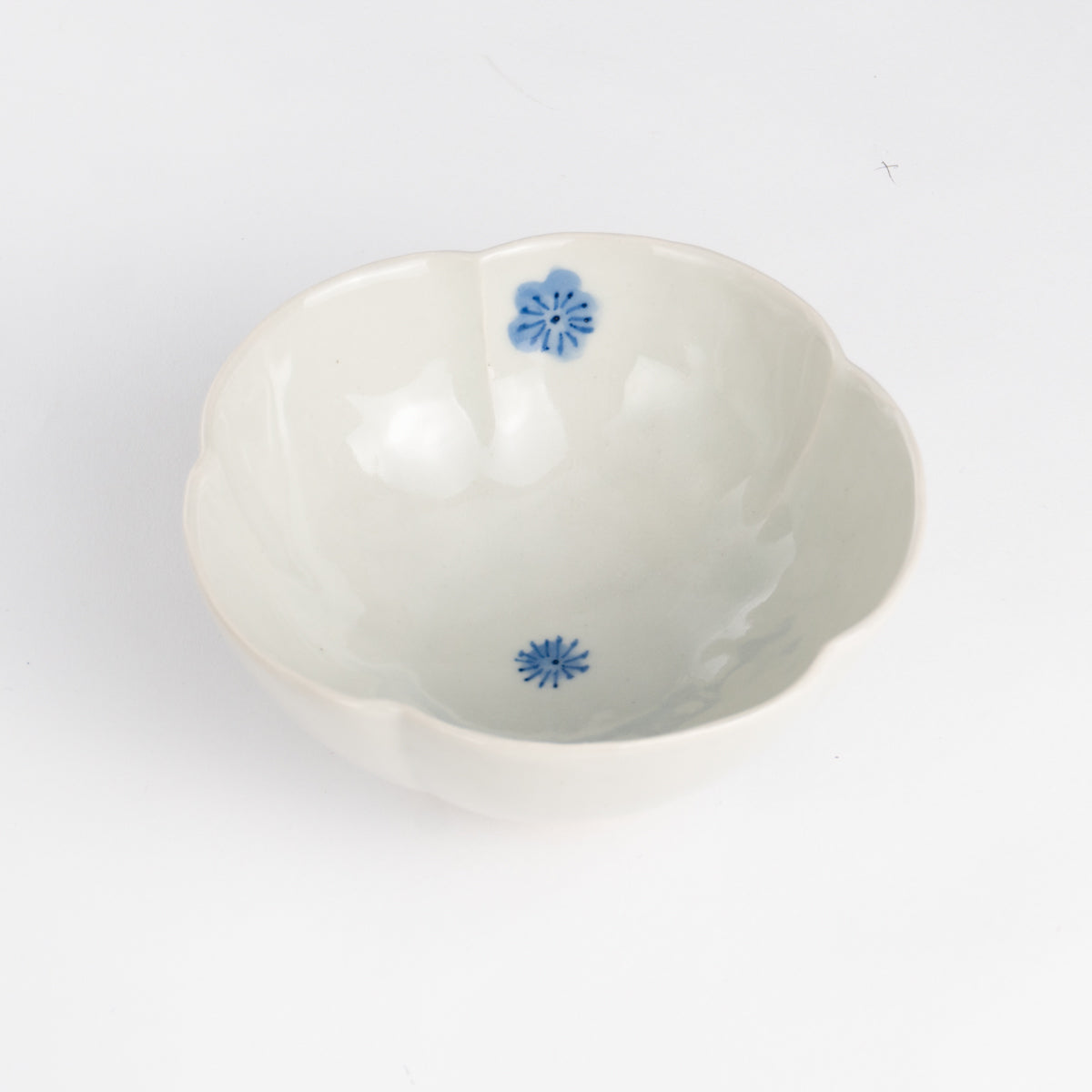 Rice bowl -Blue and white plum by Nagata studio