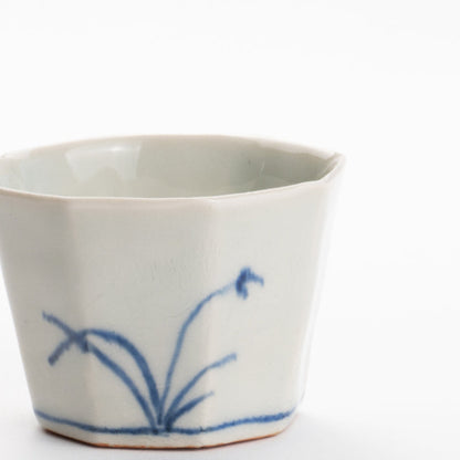 Soba cup - Blue and white Susuki by Nagata studio