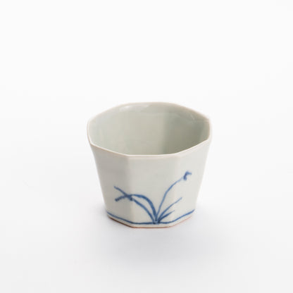 Soba cup - Blue and white Susuki by Nagata studio