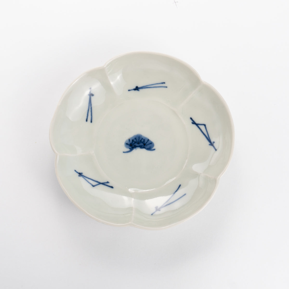 Small Plate -Blue and White Pinetree B by Nagata studio