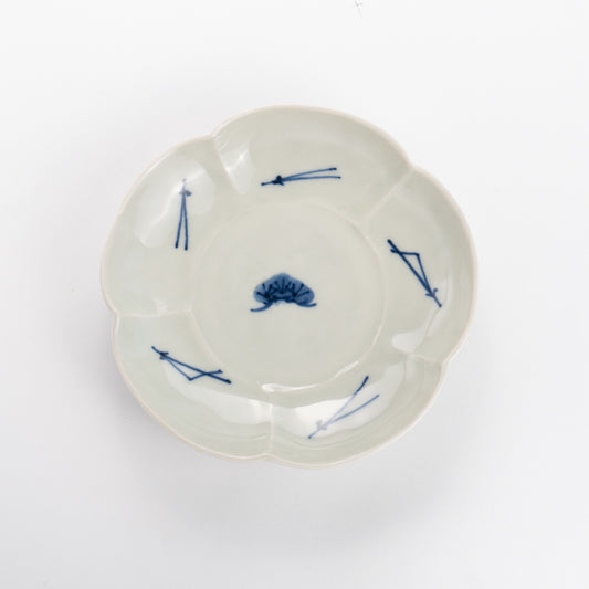 Small Plate -Blue and White Pinetree B by Nagata studio