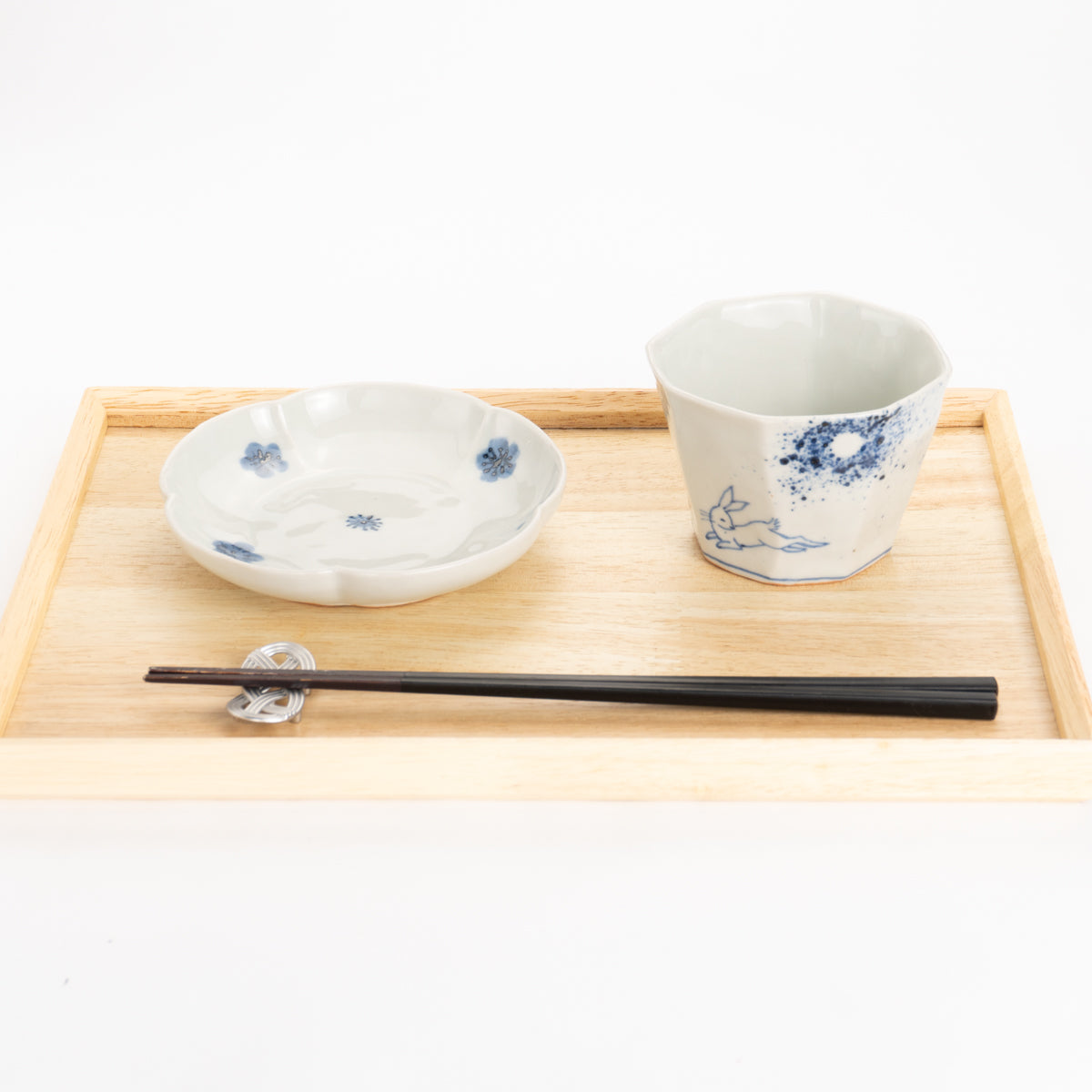 Soba cup - Blue and white Moon and rabbit by Nagata studio