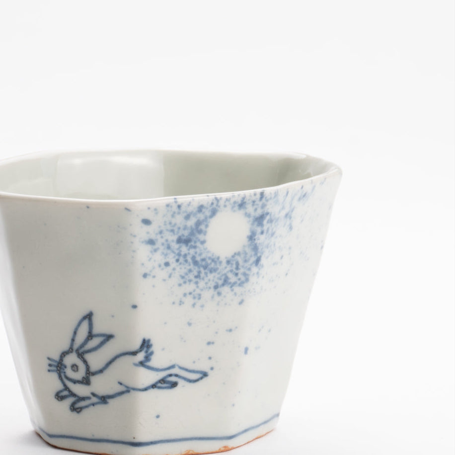 Soba cup - Blue and white Moon and rabbit by Nagata studio