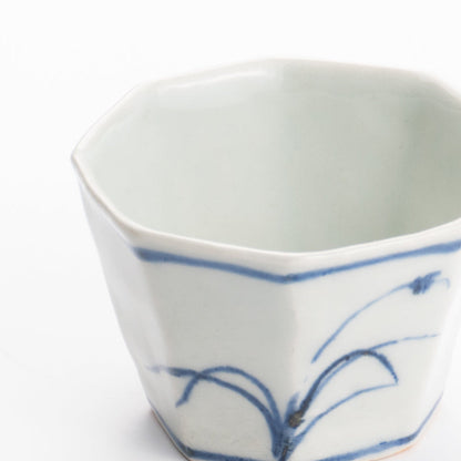 Soba cup - Blue and white  Susuki by Nagata studio