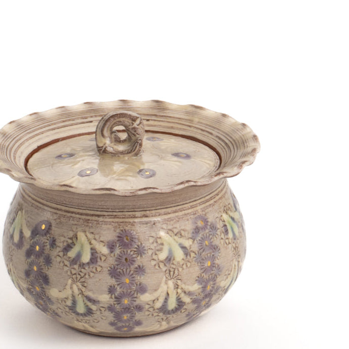 Small lidded container-Shisaikamon"紫彩華紋" by Touraku-Kiln 