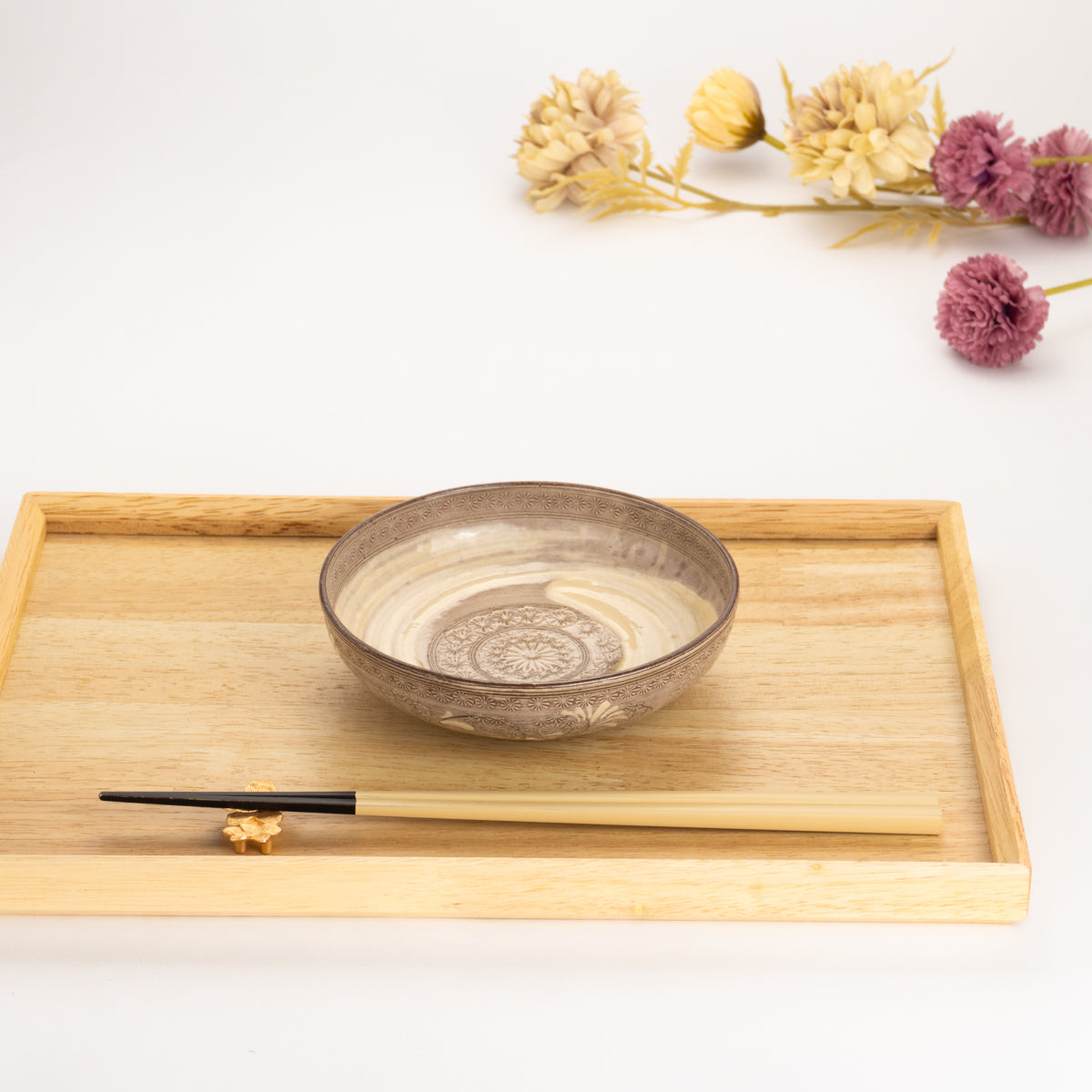 Flat small bowl, Murasaki Mishima, Torakugama 