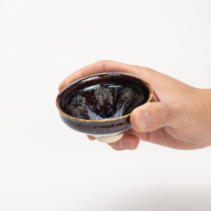 Sake cup-Kinran Tenmoku "金襴天目" by Yoshinori Izumi